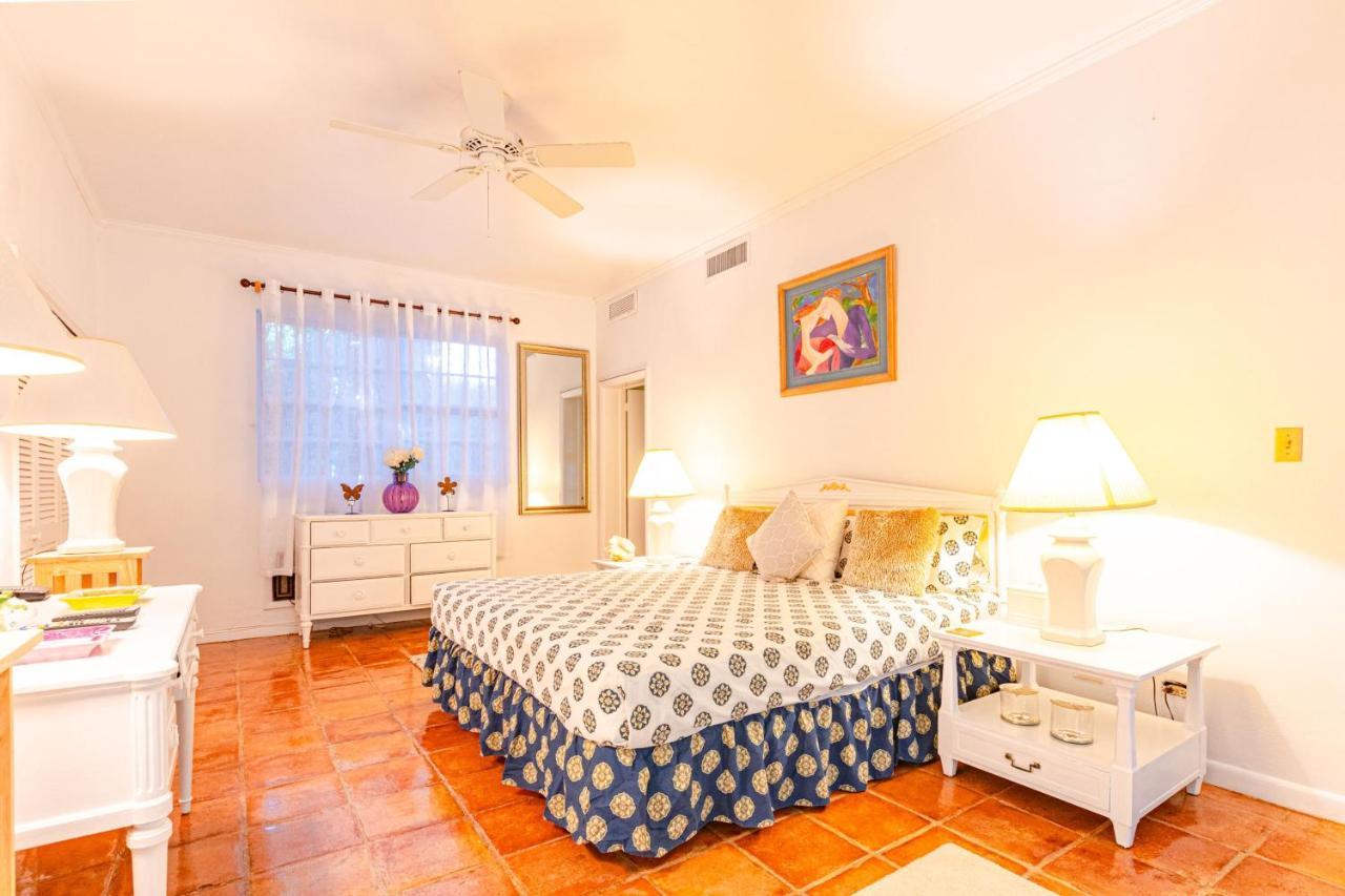 Lyford Cay Garden House - With Private Pool *