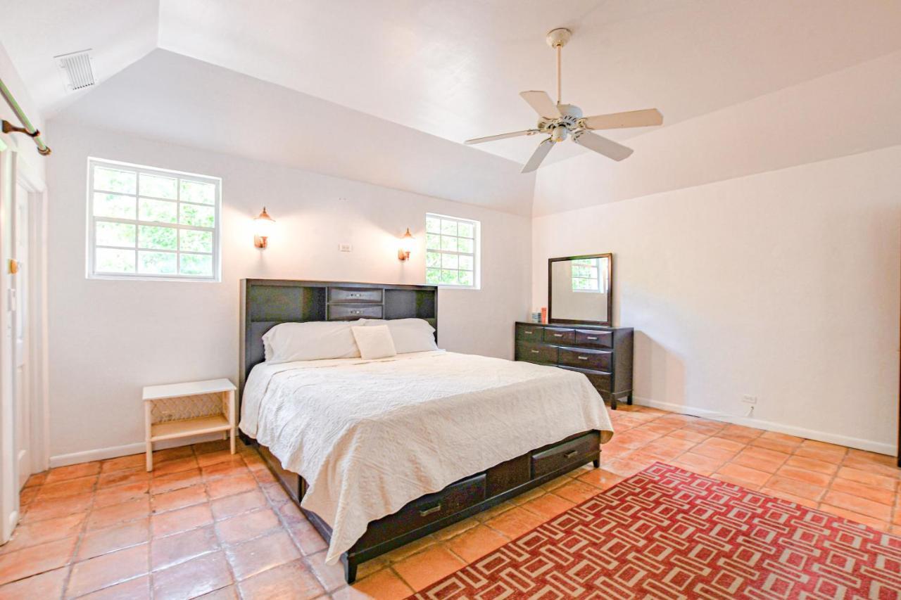 Lyford Cay Garden House - With Private Pool Villa *