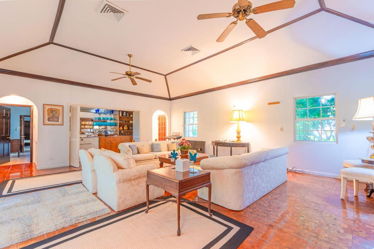 Villa Lyford Cay Garden House - With Private Pool *