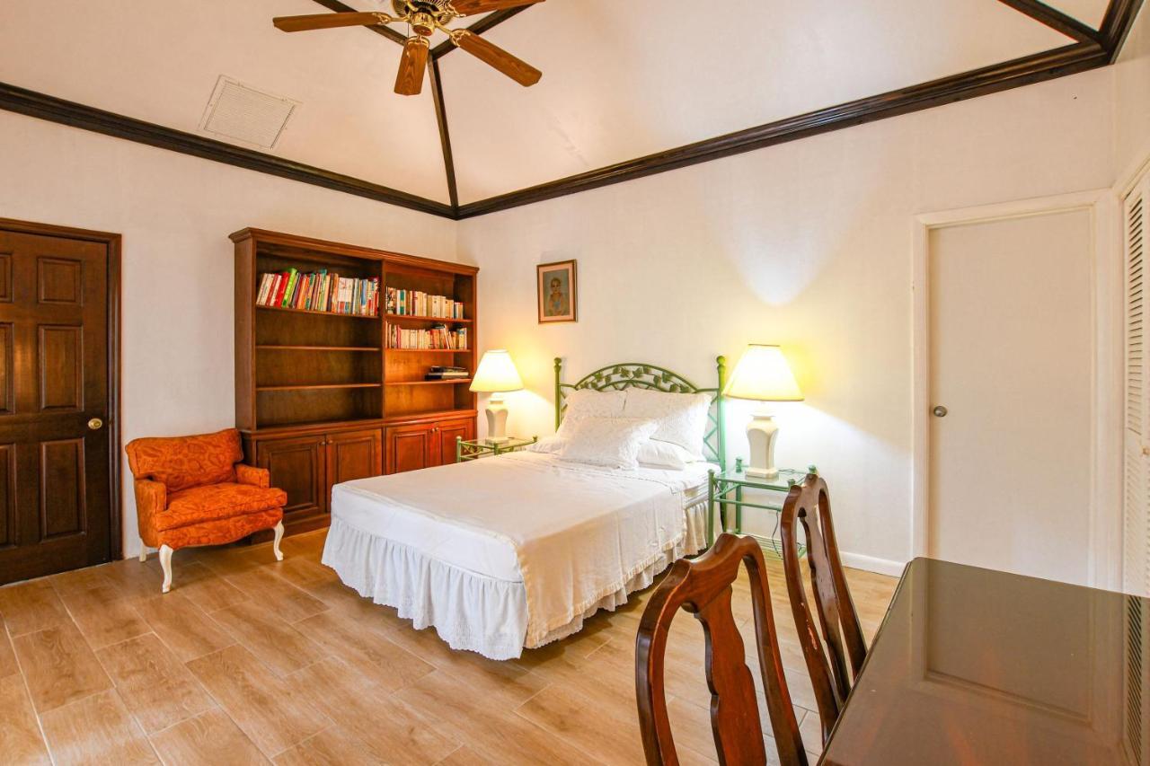 Villa Lyford Cay Garden House - With Private Pool
